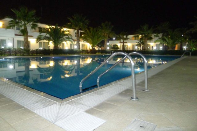 piscina.jpg